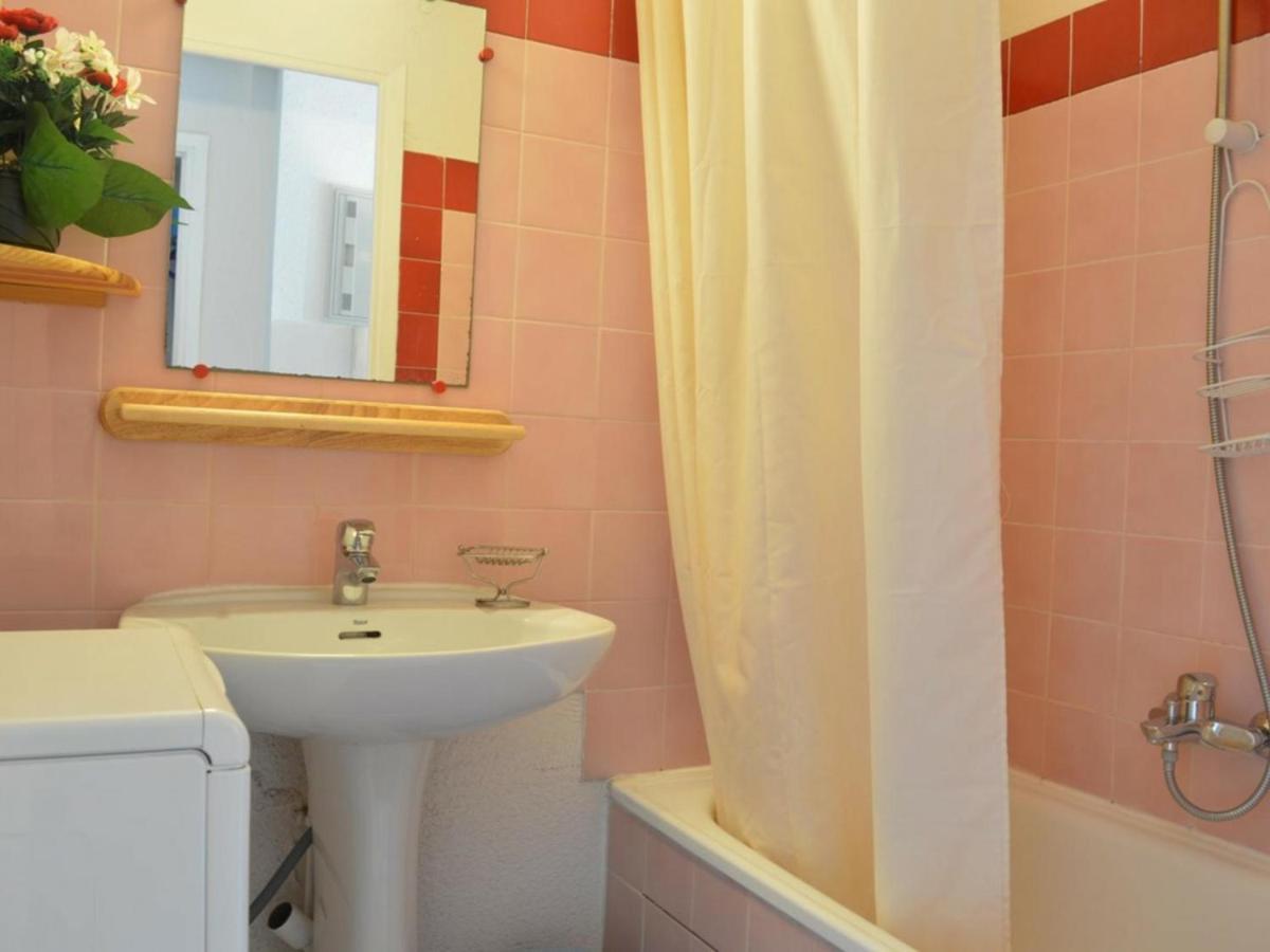 Fréjus, 1 Pièce, 4 Personnes - Fr-1-226a-57